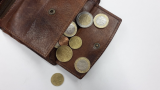 現金が85万円しかなくなり、アセットアロケーションに大きく手を入れる。